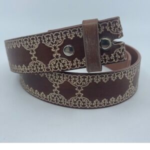 Genuine Leather Belt Brown Embossed Pattern Size Small no buckle whip stitch